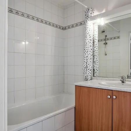 Nice Flat With Balcony And Parking In - Welkeys 公寓